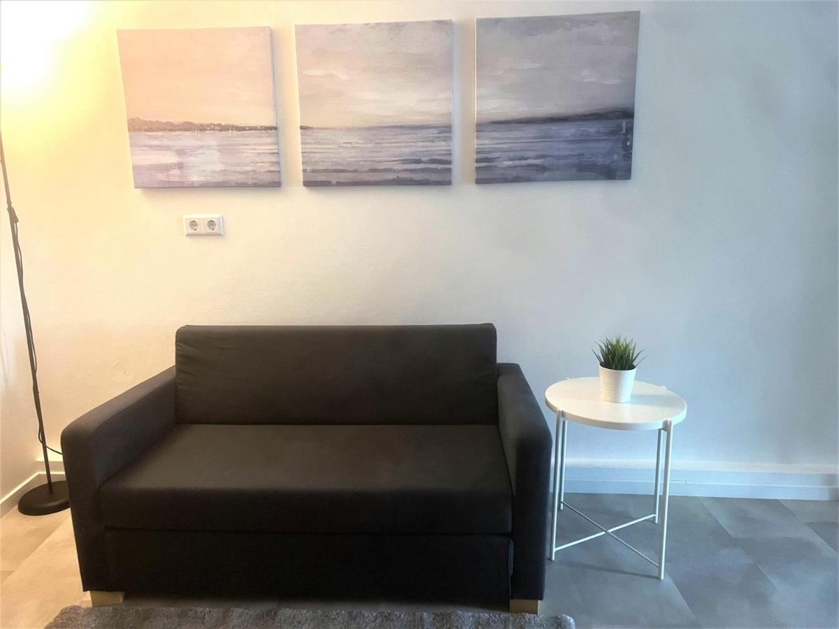 Moeblierte 3 Zimmer Apartment - Mit Smart Tv, Wlan Und Kostenfreie Parkplaetze Schloß Holte-Stukenbrock Buitenkant foto